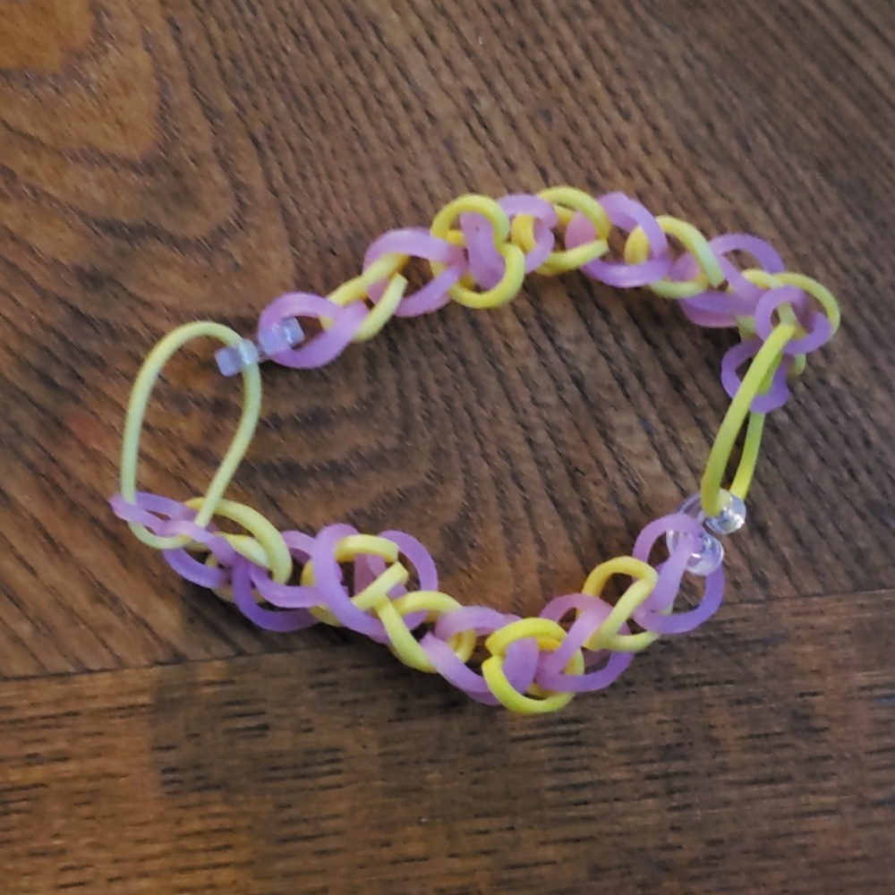 Chokers and bracelet